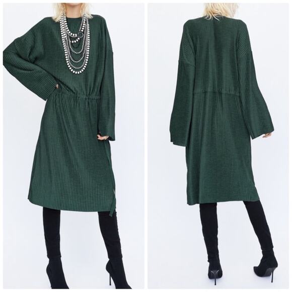 Zara‎ Women's Hunter Green Ribbed Round Neck Oversized Dress Size Medium NEW - Picture 1 of 8